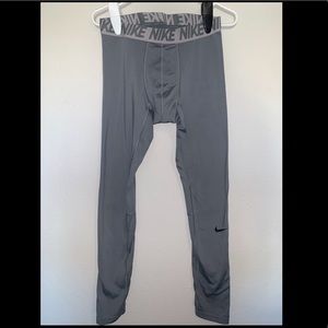 Nike dri-fit layering leggings Size L